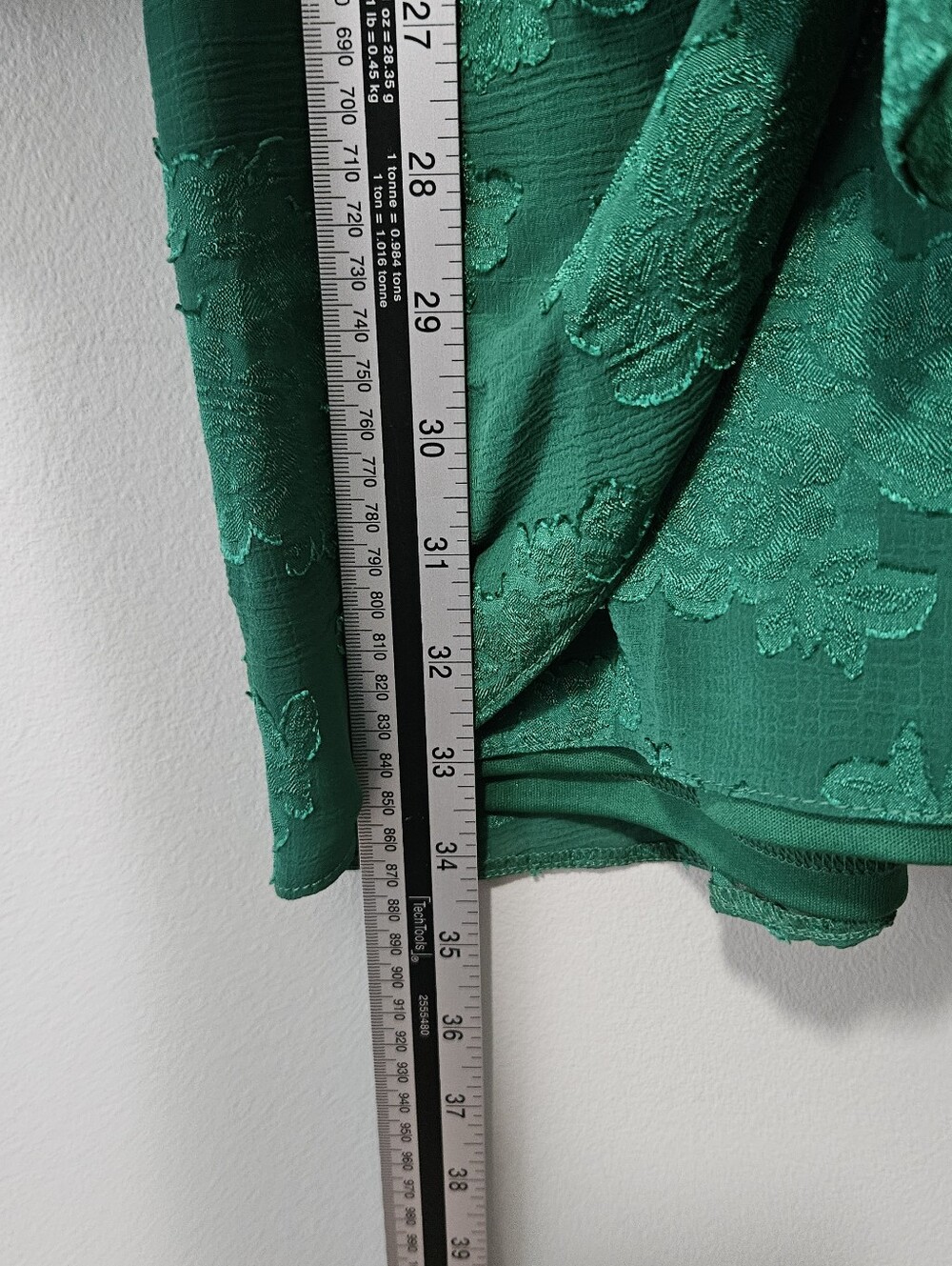 Dress - Picture 6 of 9